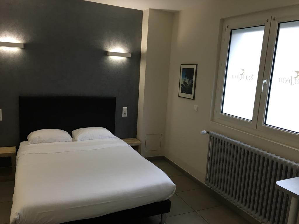 Hotel Saint Jean ブールジュ エクステリア 写真